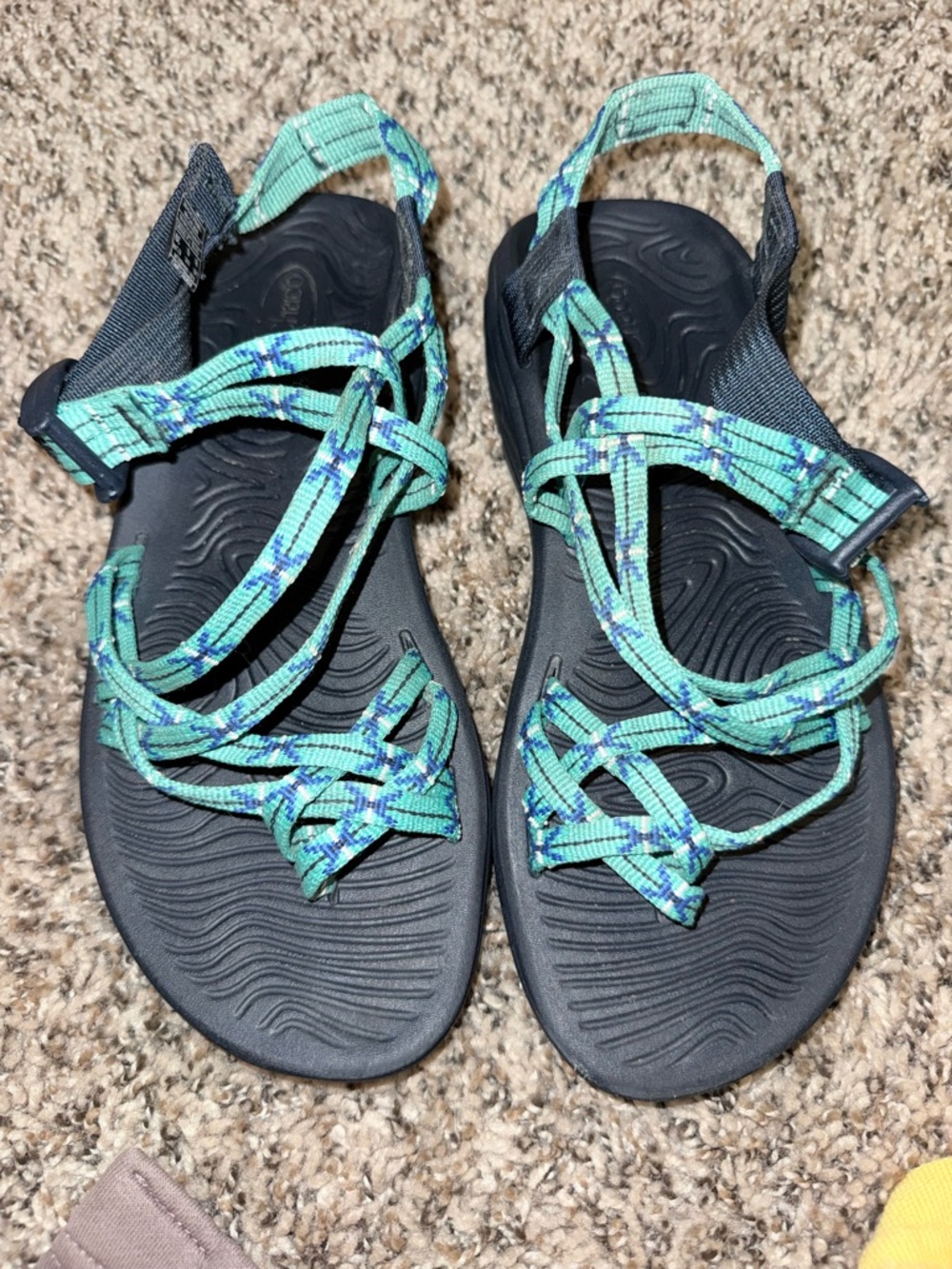 Chaco Teal Patterned Strappy Sport Sandals